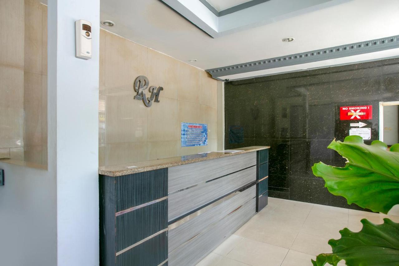 Oyo 3031 Hotel Regenerasi Банджармасін Екстер'єр фото