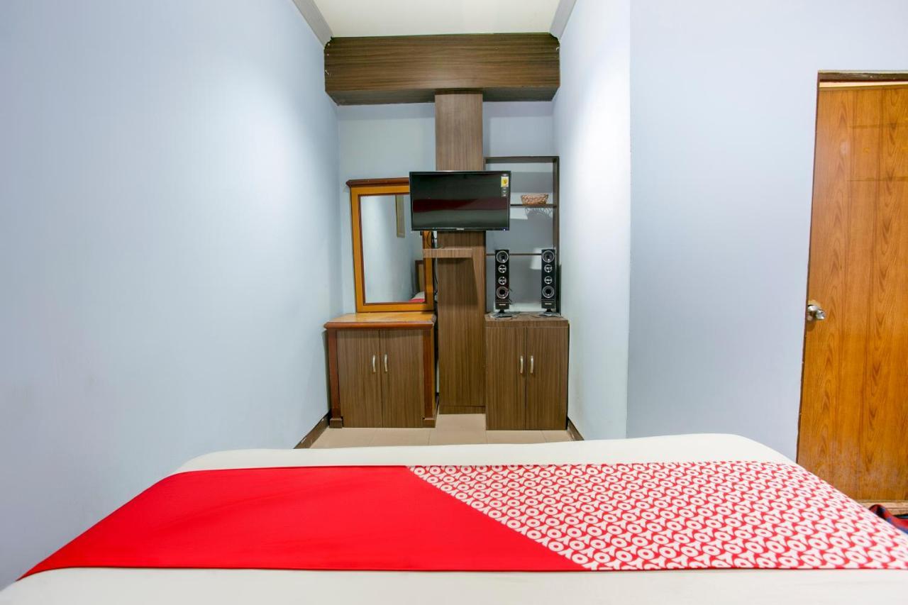 Oyo 3031 Hotel Regenerasi Банджармасін Екстер'єр фото