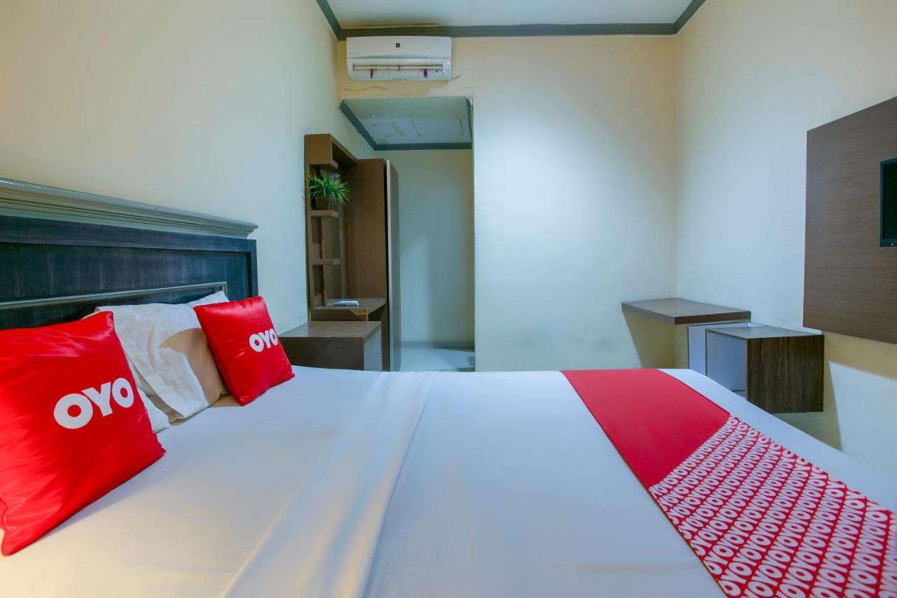 Oyo 3031 Hotel Regenerasi Банджармасін Екстер'єр фото